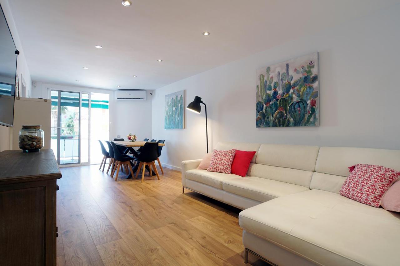 Beach Club House Apartment Castelldefels Exterior photo